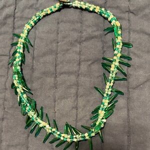 Elegant Green Beaded Necklace. 19-20 inches